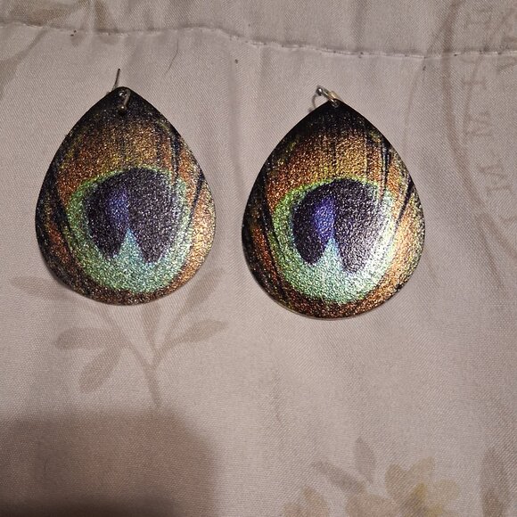 peacock style fashopm earrings - Picture 1 of 1